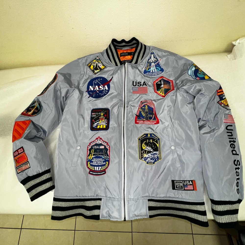 Hudson outerwear USA NASA women’s Bomber Jacket size L
